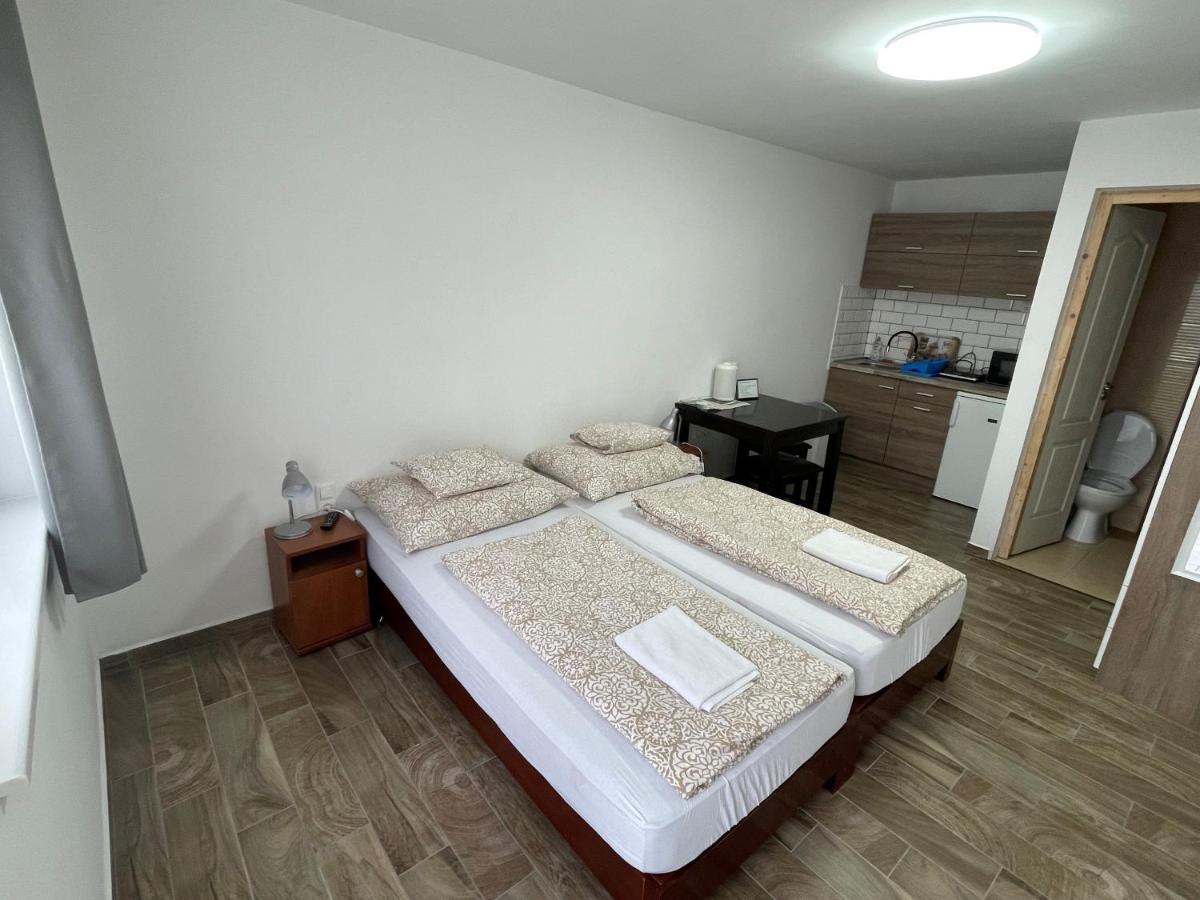 Freedom Apartman Морахалом Экстерьер фото