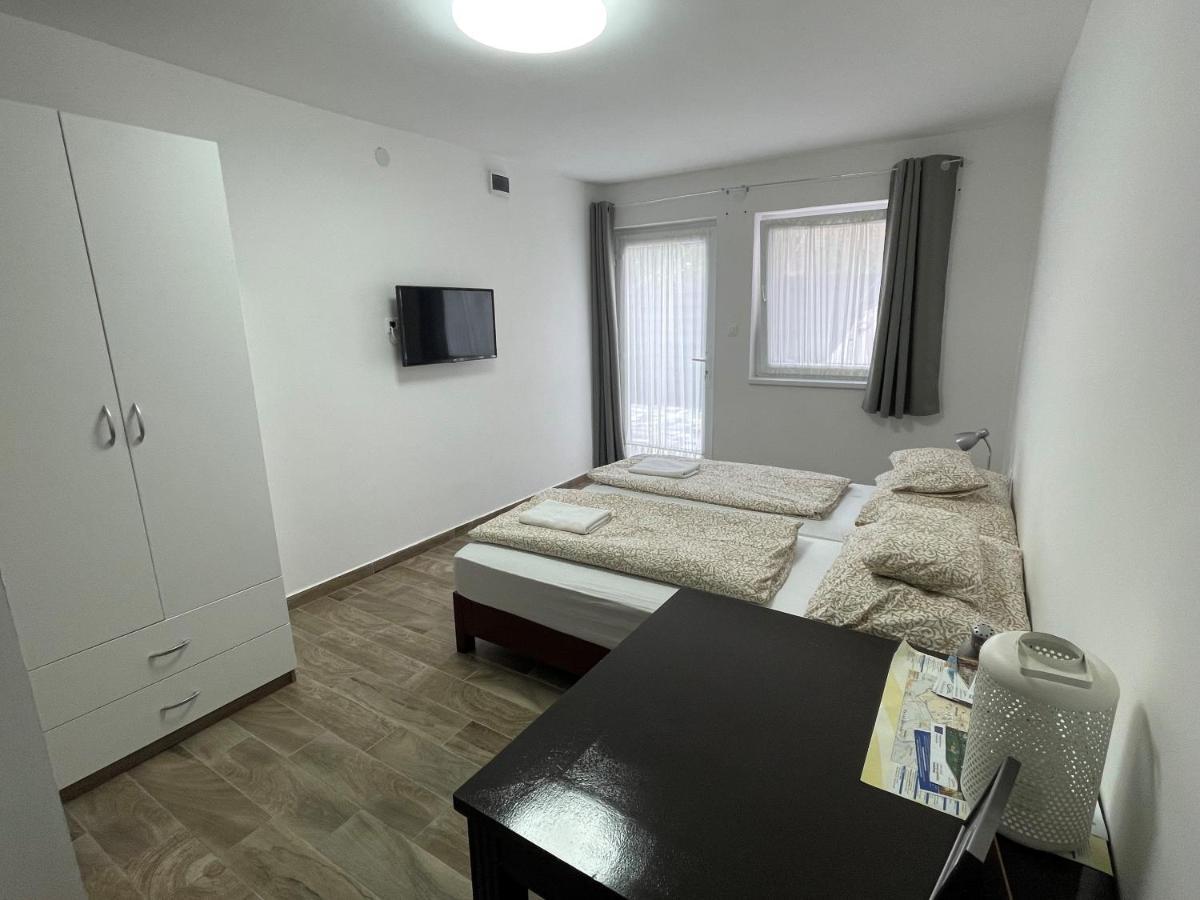 Freedom Apartman Морахалом Экстерьер фото